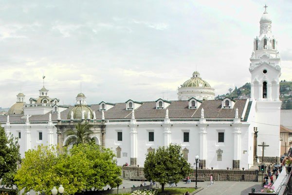 catedral metropolitana de quito