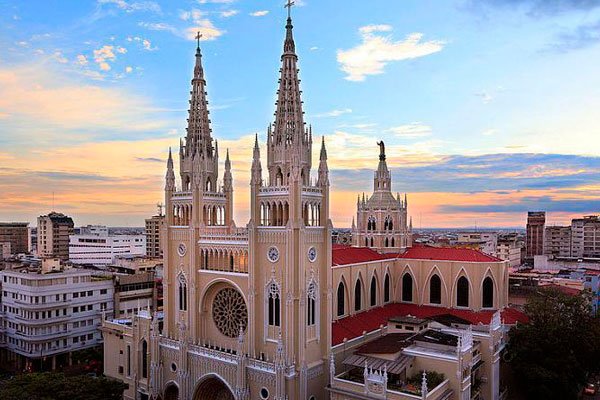 catedral metropolitana guayaquil